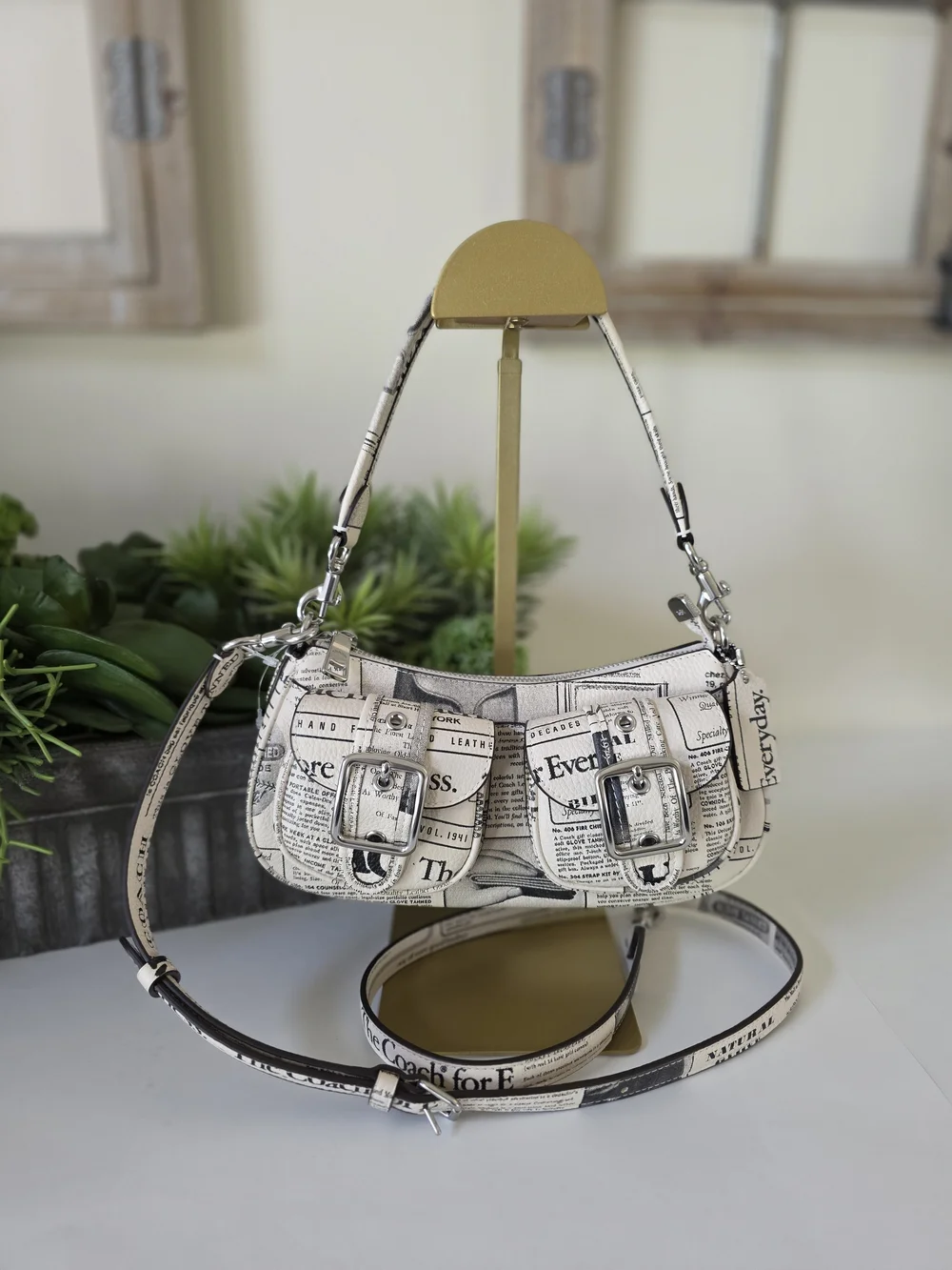 Coach Ashton Shoulder Crossbody Bag Newsprint NWT white Black Leather